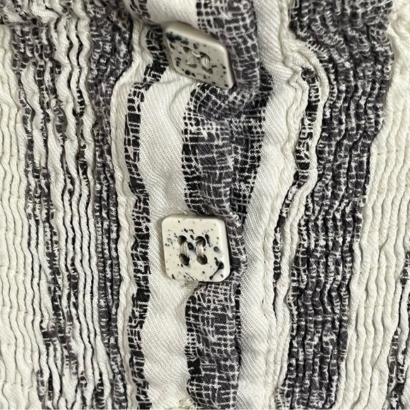 Toddler Girls Jessica Simpson Smocked Striped Jumpsuit Size 4T Gray & White - Picture 3 of 13